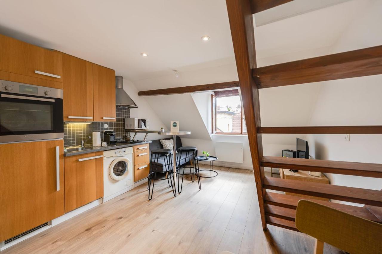 Duplex Vue Montagne - Ideally Located With Its View Annecy Exteriör bild